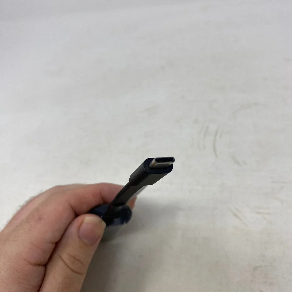 Alienware USB-C to 2.5GbE Ethernet Adapter AW1022z‎ Black 07NJ76 Dongle